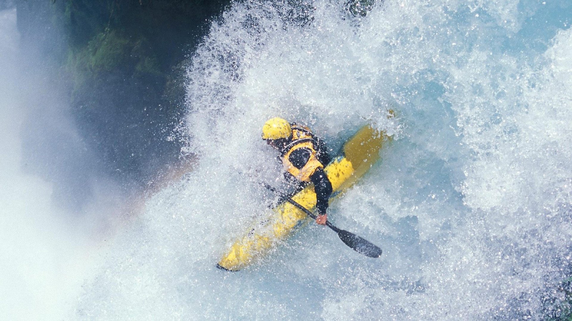 伊丽莎白·德克斯泳池内外双重突破,伊丽莎白.德比茨